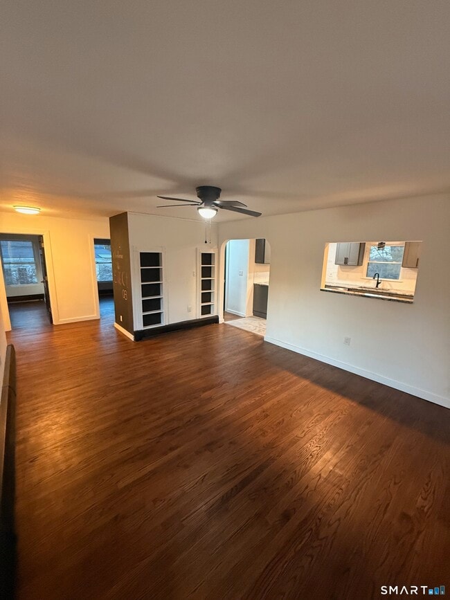 Building Photo - 8 Eddy Rd