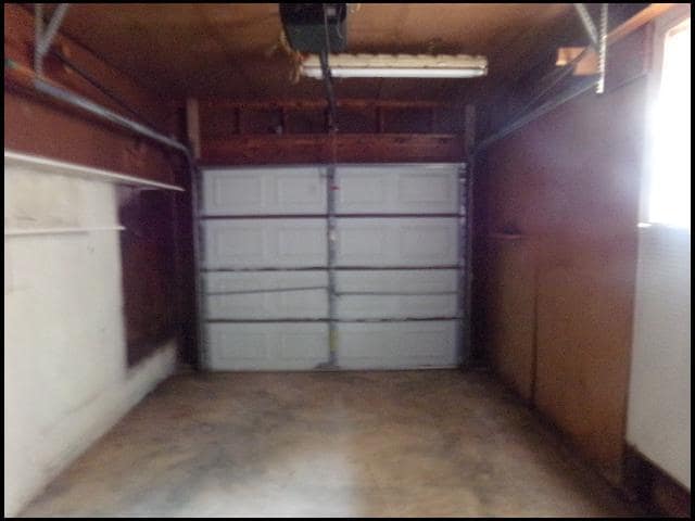 Building Photo - 408 Pickwick Ln