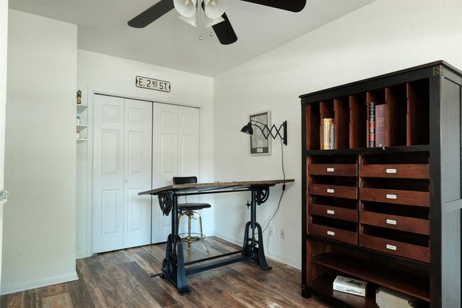 Building Photo - 1700 Eubank St