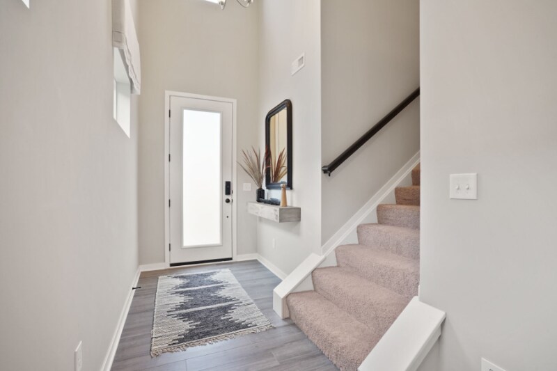 Building Photo - 7023 Unitas Lp