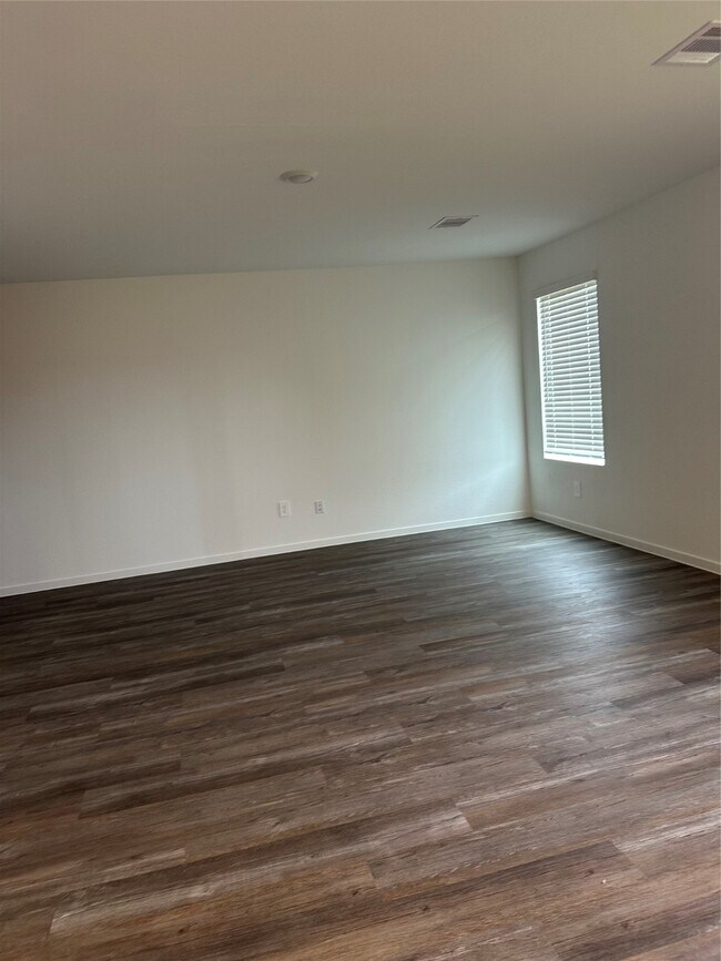 Building Photo - 18265 Descartes St