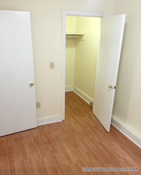 Building Photo - 135 Washington St