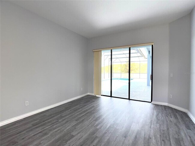 Building Photo - 448 Coventry Rd