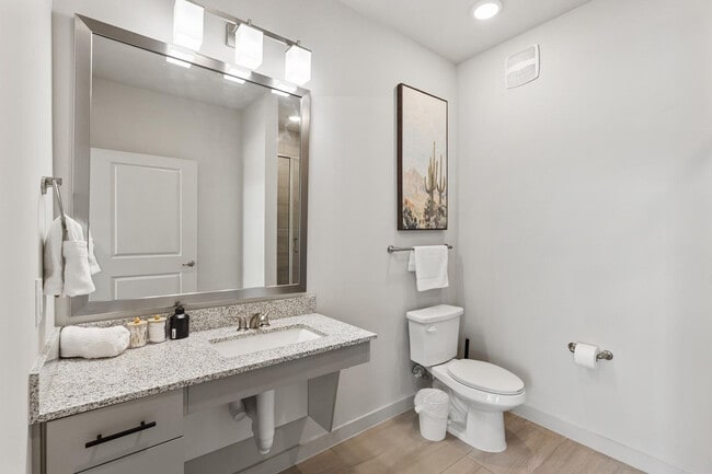 Building Photo - 5820 1/2 Cameron Road-SI FL1-ID1295731P