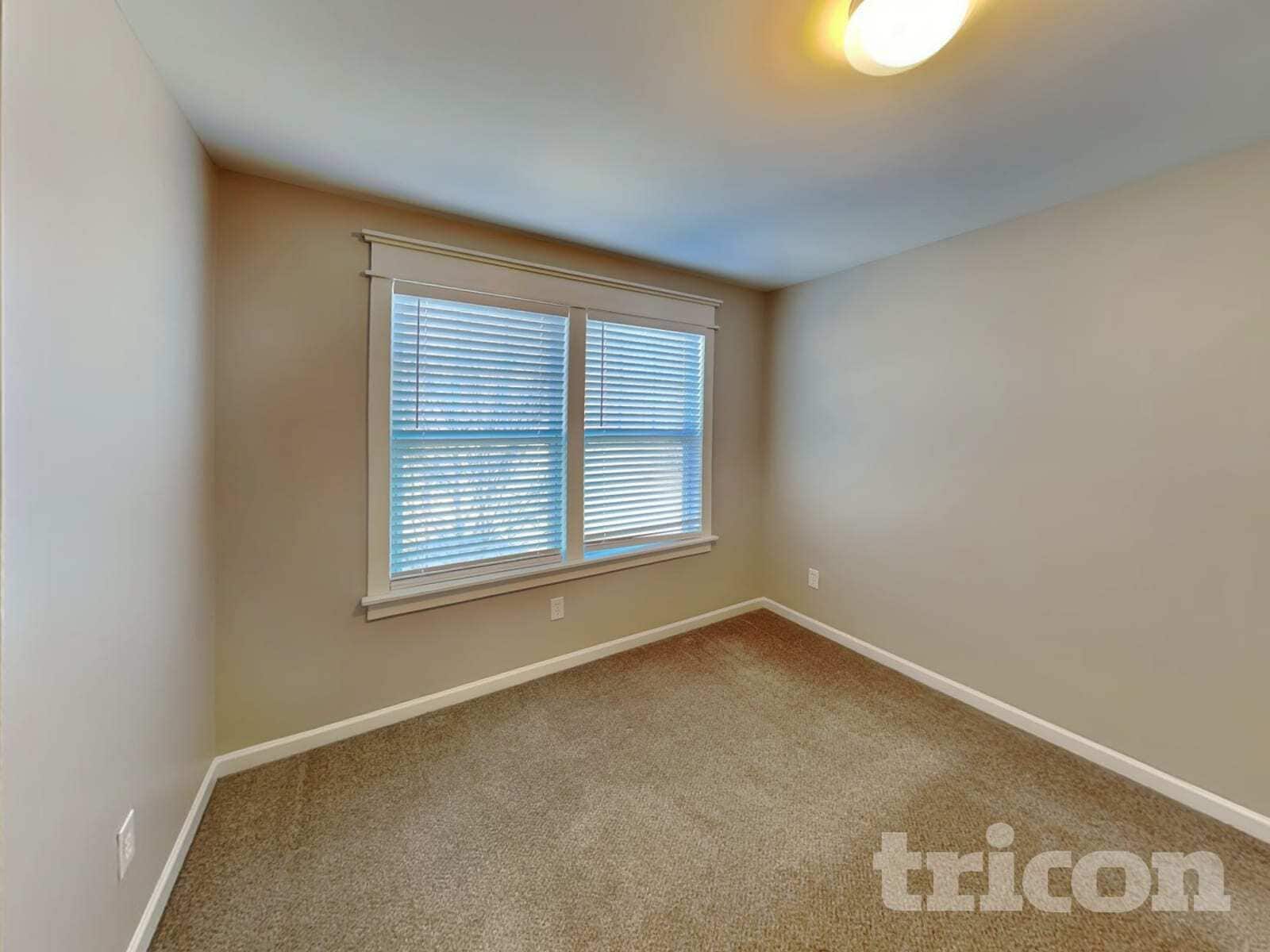 Building Photo - 10040 Portaferry Dr