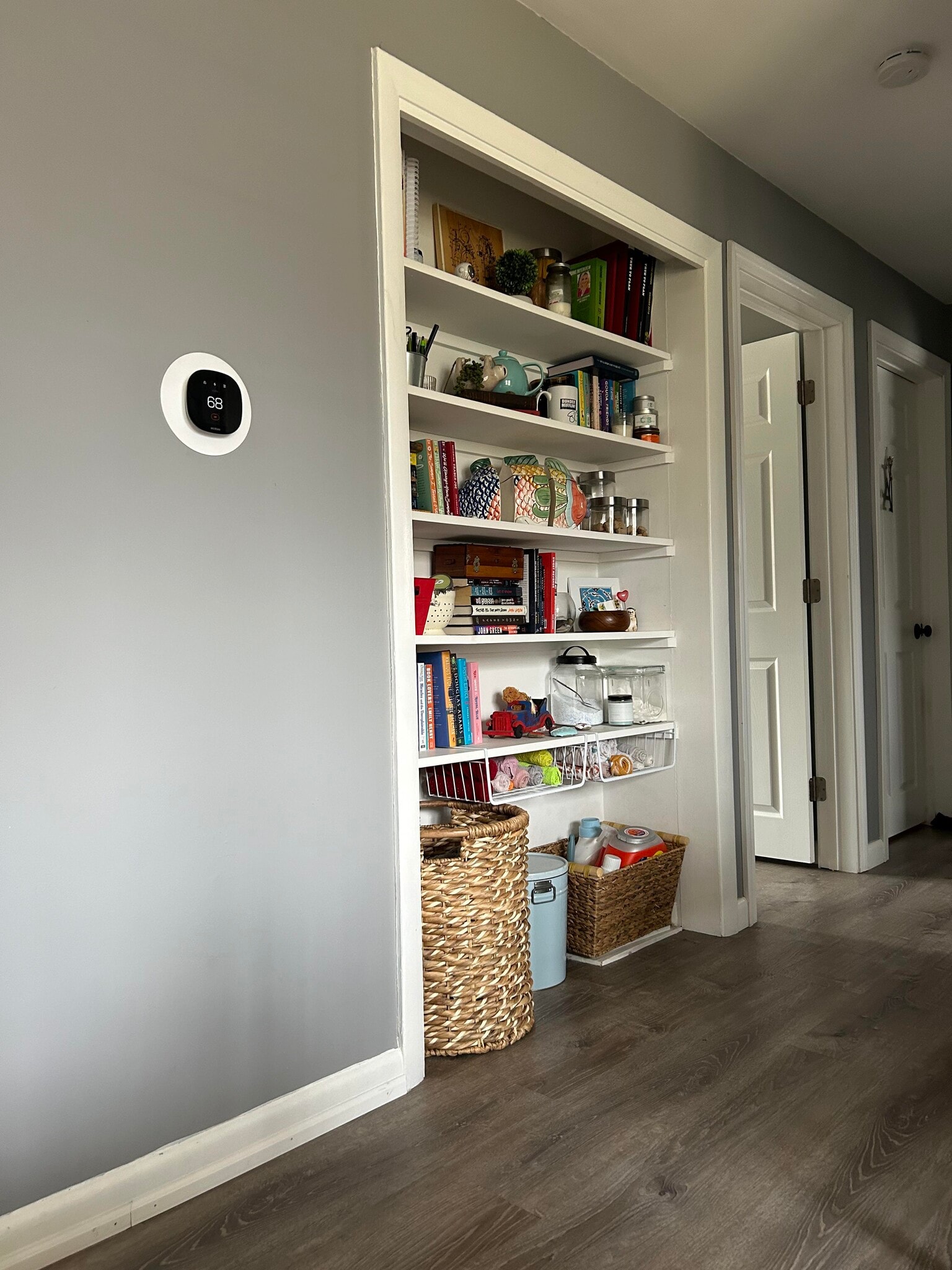 Building Photo - 10 Dwight Ave