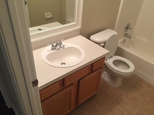 Building Photo - 840 Mackenzie Cir