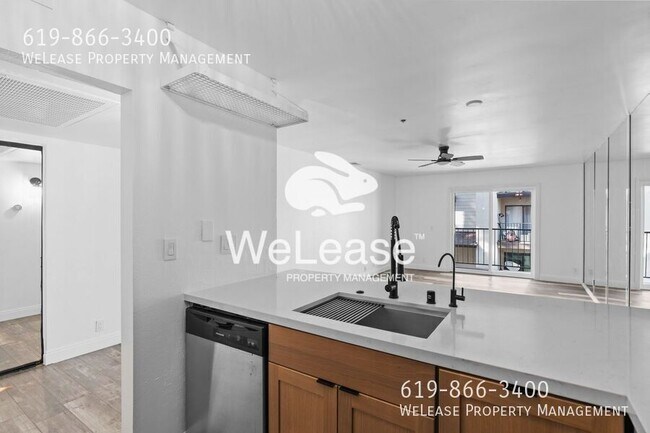 Building Photo - 5995 Dandridge Ln