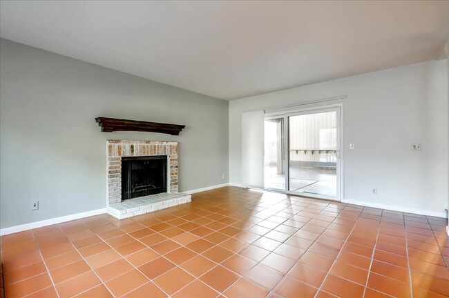 Building Photo - 39191 Argonaut Way