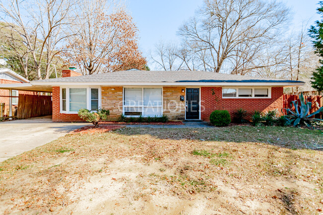 Primary Photo - Charming 3 Bedroom in Columbus!