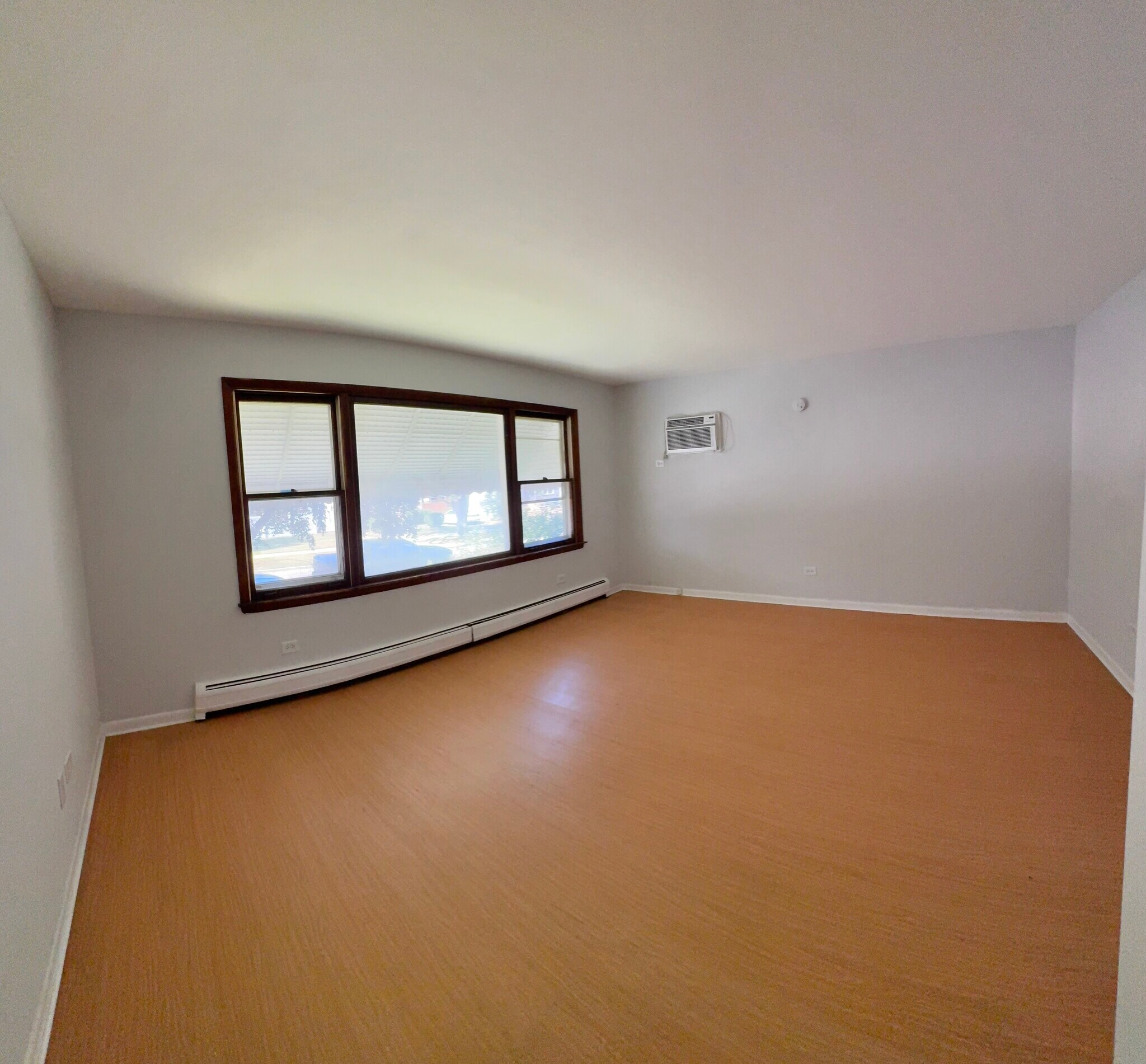 Building Photo - 1619 N 35th Ave