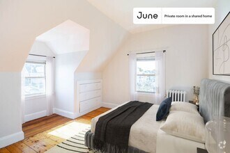 Building Photo - 45 Montcalm Ave