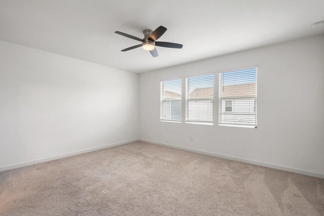 Building Photo - 15100 Forum Ave