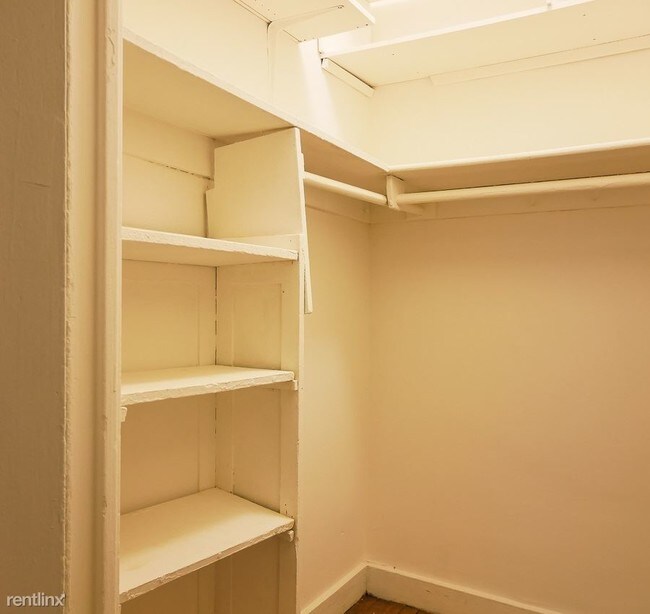 Building Photo - Studio, 1 bath  - 540 Saint Johns Pl Apt 3H