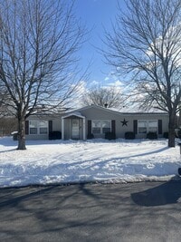 Building Photo - 12 Ray Dr