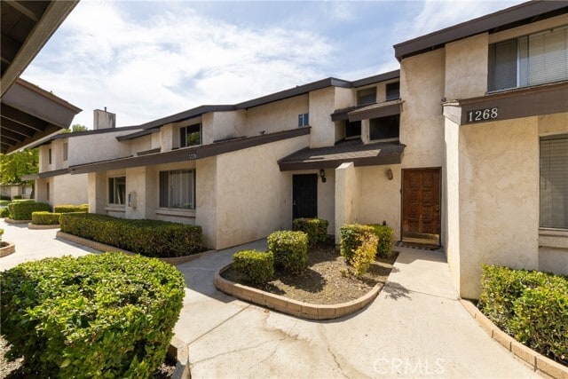 Primary Photo - 1270 Mohave Dr