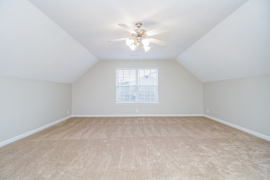 Building Photo - 8856 Cressent Glen Ct