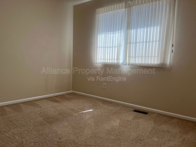 Building Photo - 9083 Musgrave St