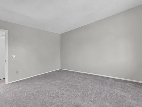 Building Photo - 652 Olde Towne Ave