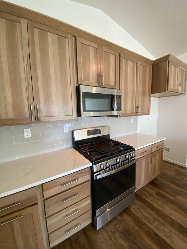 Building Photo - Newly Built 3 Bed, 2 Bath in Spokane Valley!