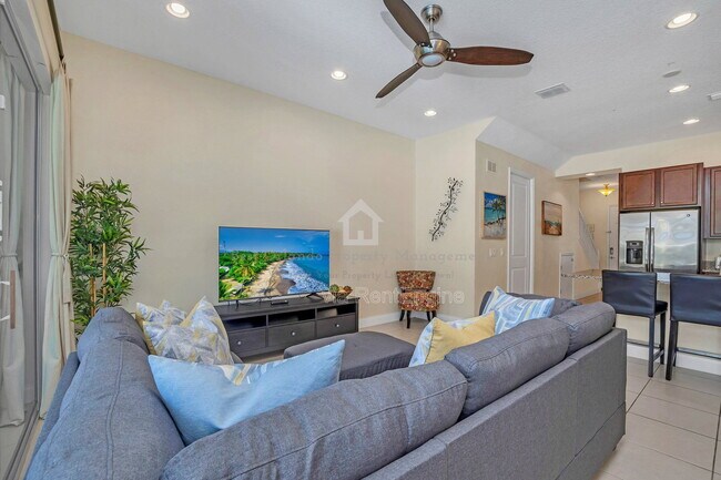 Building Photo - 317 Captiva Dr