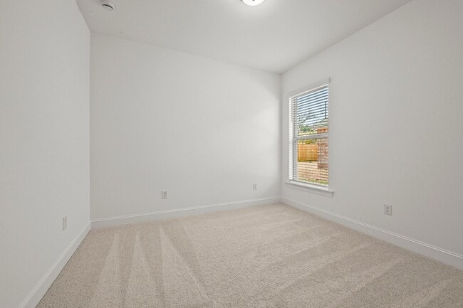 Building Photo - 38405 Parliament Dr