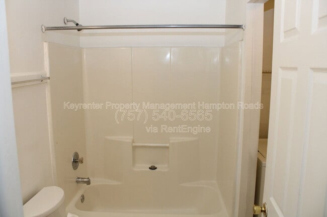 Building Photo - 44 Lucinda Ct