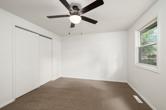 Building Photo - Charming Updated Home with 1-Car Garage, Fenced Backyard & Modern Finishes