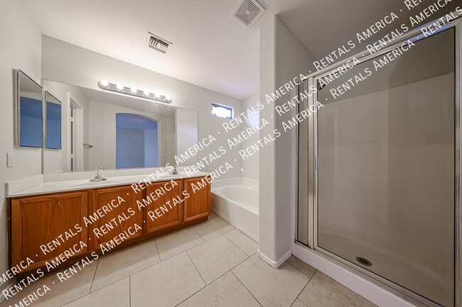 Building Photo - 6234 W Southgate St