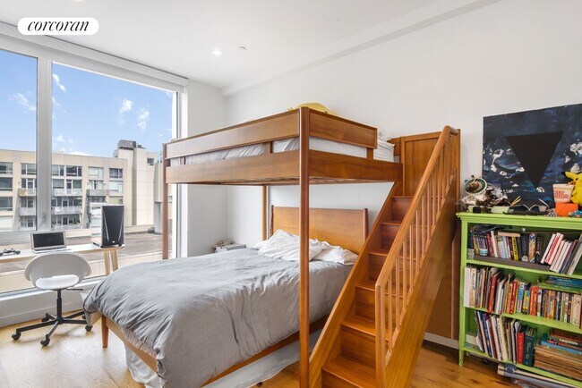 Building Photo - 202 N 10th St