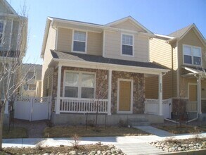 Building Photo - Unique and Cozy Two Story Treasure! Availa...
