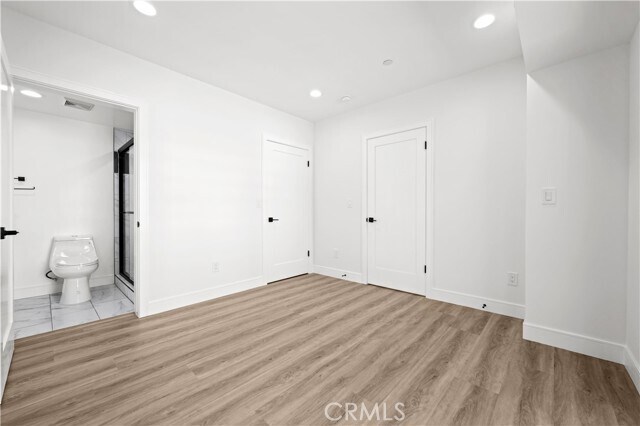 Building Photo - 6704 Kester Ave