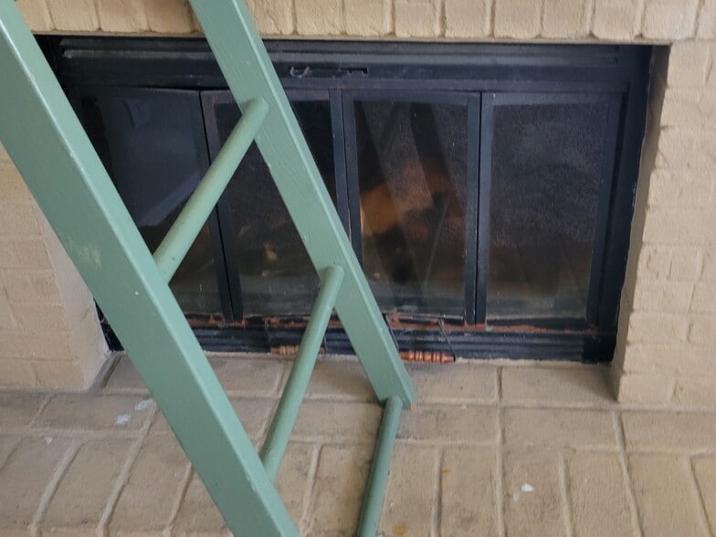 Fireplace - 4921 Garrison St