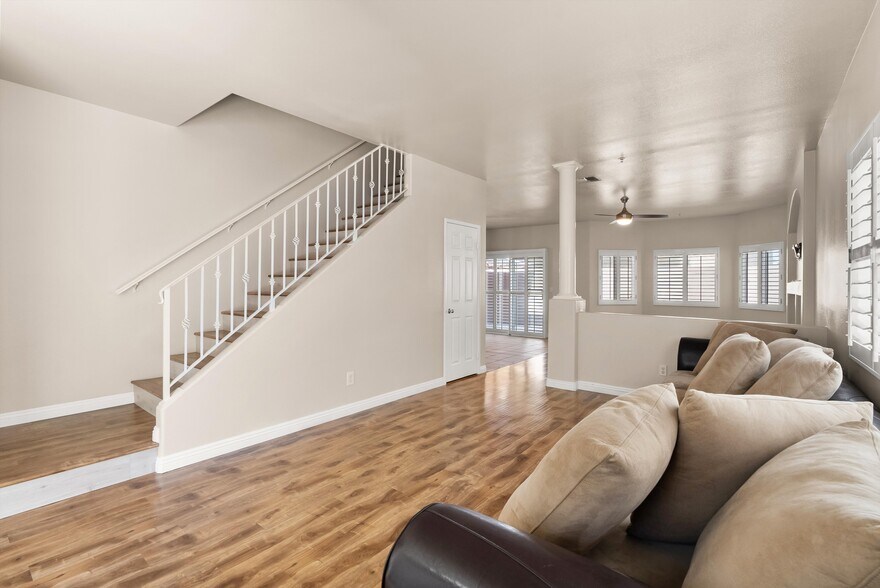 Building Photo - 15804 Crest Ln