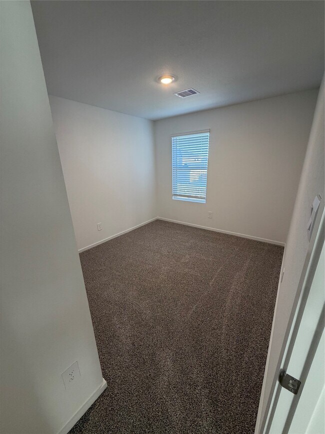 Building Photo - 27714 Hudson Sands Ln