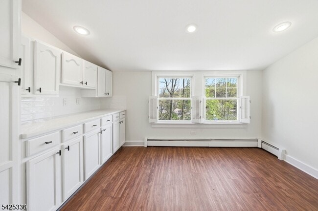 Building Photo - 1 Conklin Ave