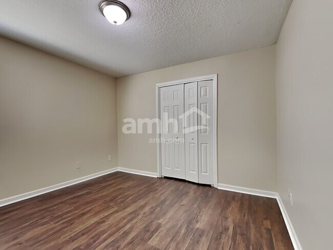 Building Photo - 1555 Tawny Marsh Ct