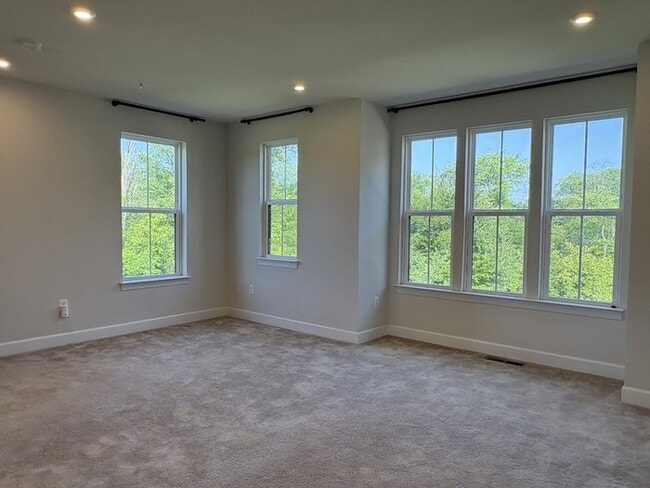 Building Photo - 116 Albany Pl