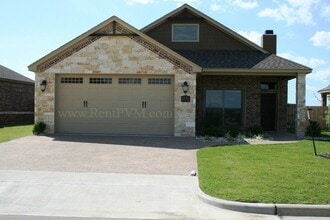 Building Photo - 3032 Silver Saddle Dr