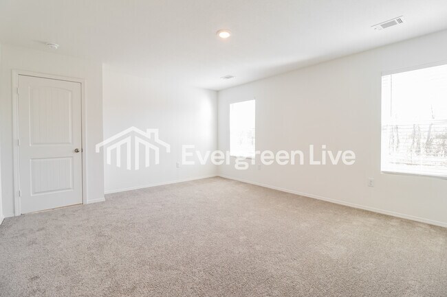 Building Photo - 16 Sourdough Crk Ln