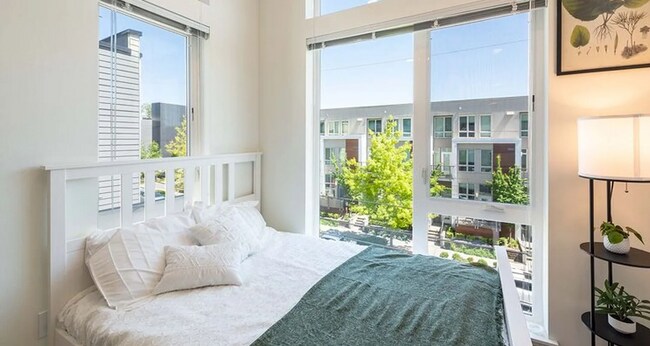 Interior Photo - Vale Studios