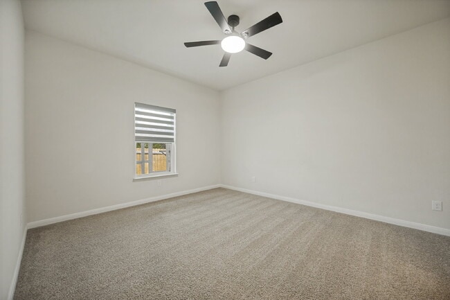 Building Photo - Modern 3BR Home with Open Floor Plan in Ponder, TX