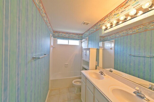 Building Photo - 407 Groveton Ridge Ln
