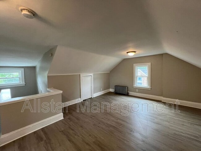 Building Photo - 13558 Cedar Rd