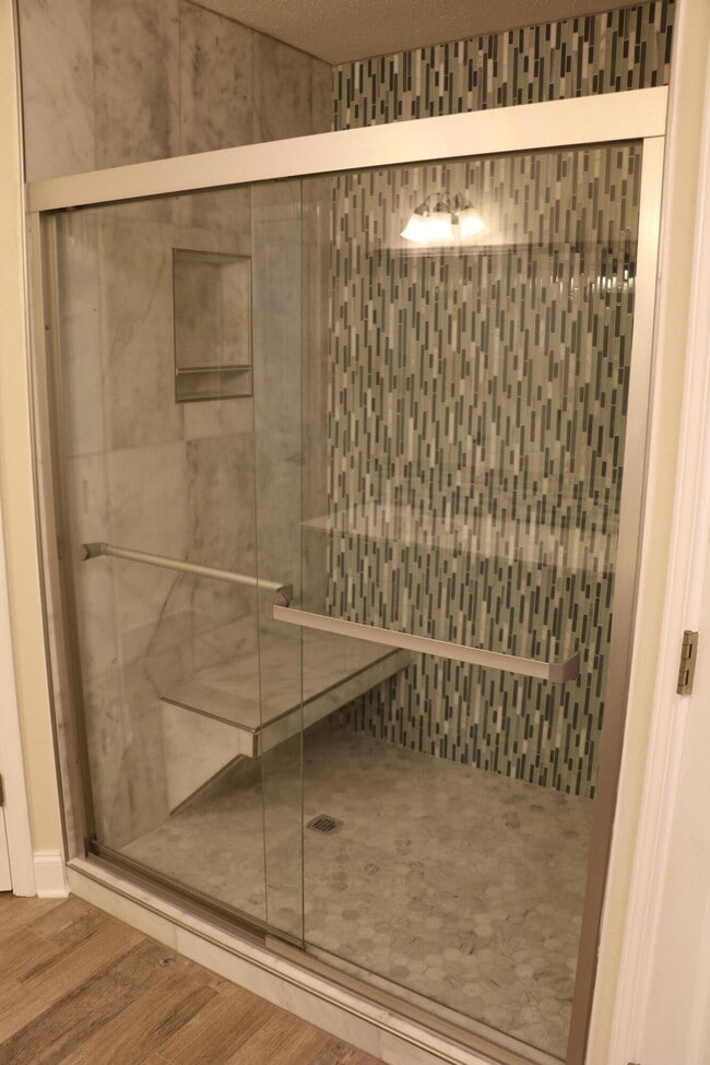 Building Photo - 8082 Sleepy Bay Blvd