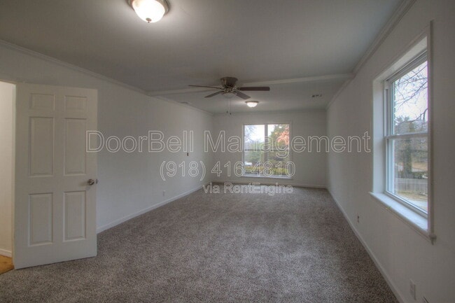 Building Photo - 7217 S Columbia Ave