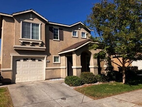 Building Photo - $500.00 OFF FIRST MONTH'S RENT!!!!! North ...