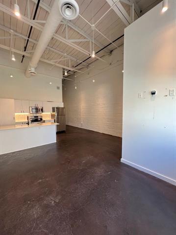 Building Photo - 3012 Clover St