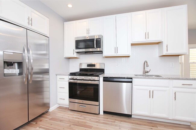 Remodeled Kitchen (2019) - 324 Monroe Ave