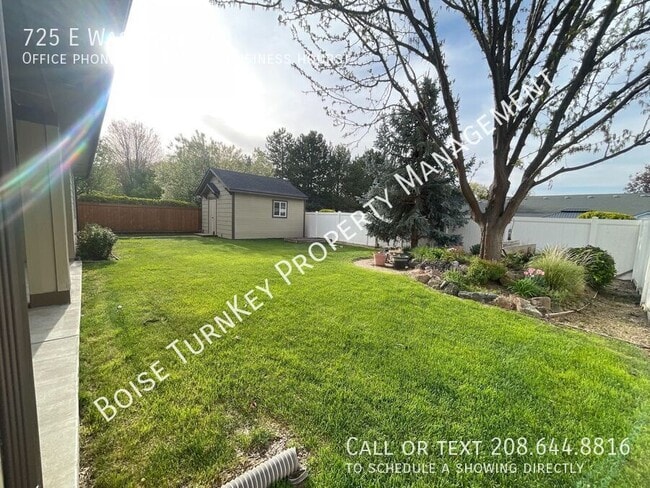 Building Photo - 725 Washakie St E